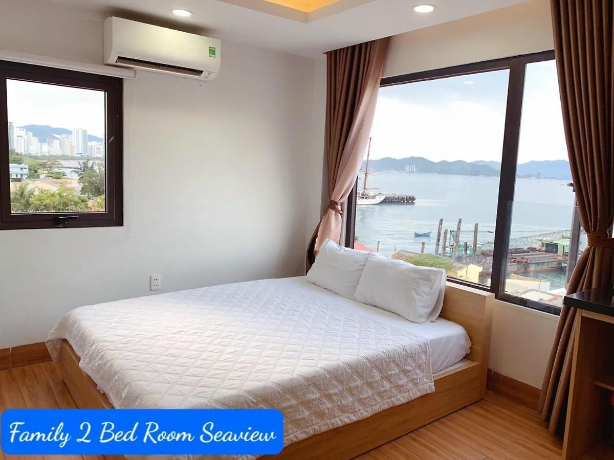 Aqua Seaview Hotel Nha Trang 2*,