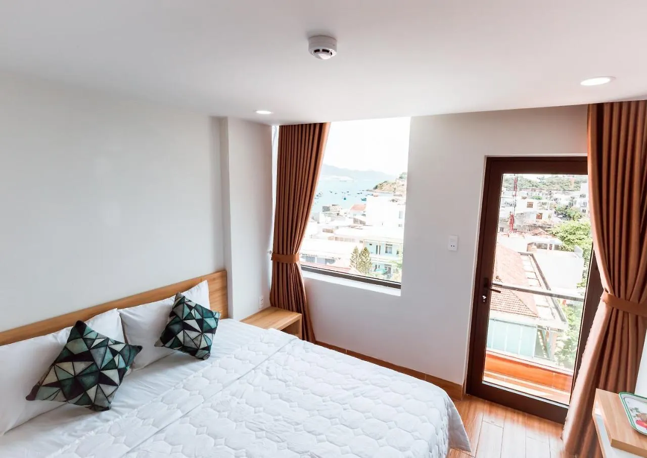 Aqua Seaview Hotel Nha Trang