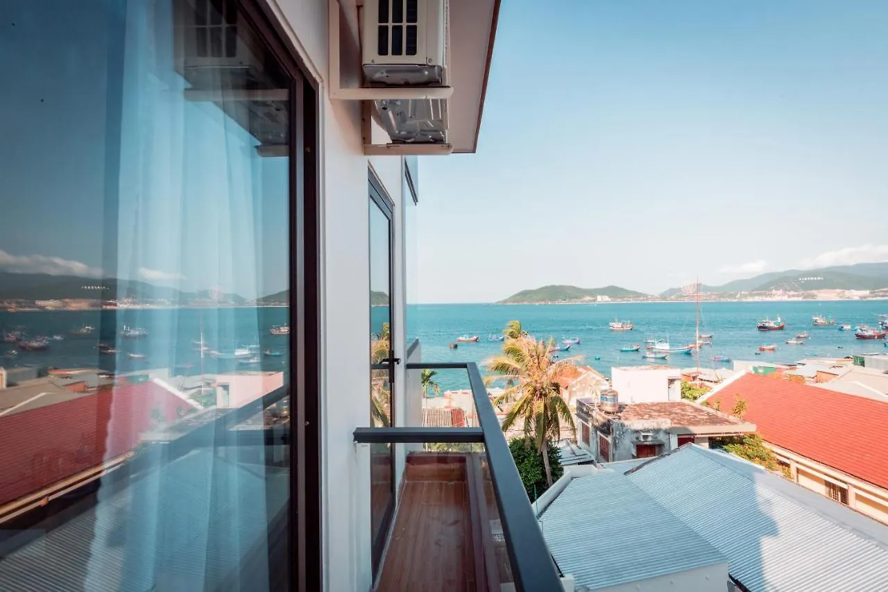 **  Aqua Seaview Hotel Nha Trang Vietname